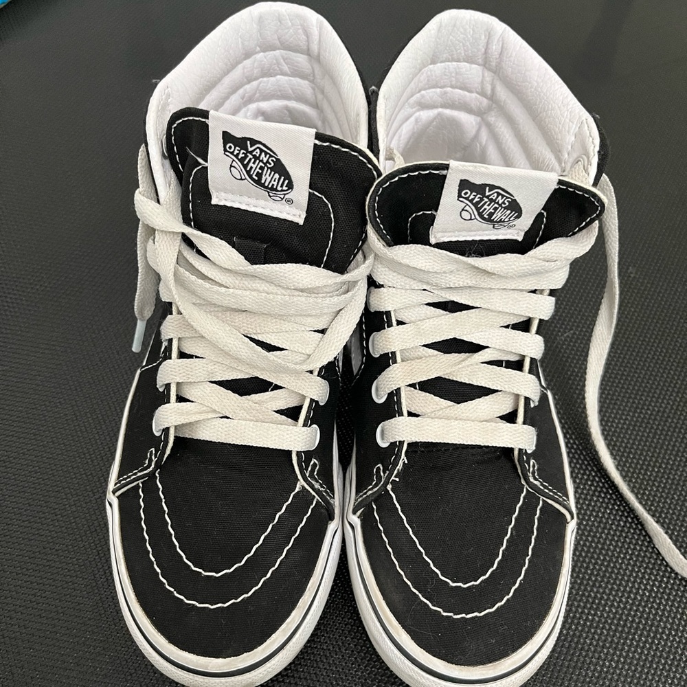 Kids Sk8-Hi Vans Shoe